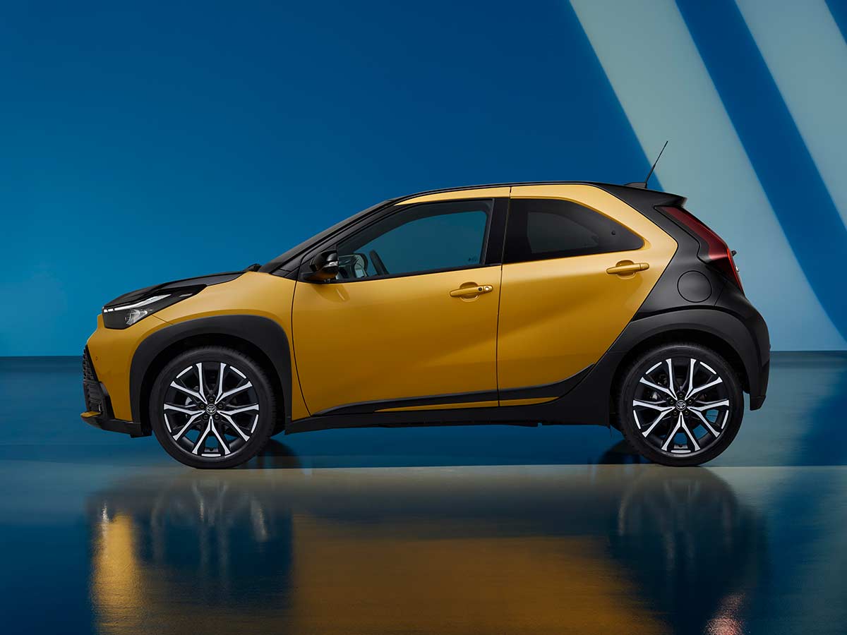 2025 Toyota Aygo X Hybrid GR Sport Side