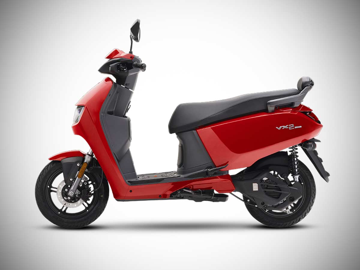 2025 Hero Vida X2 Plus Pearl Red