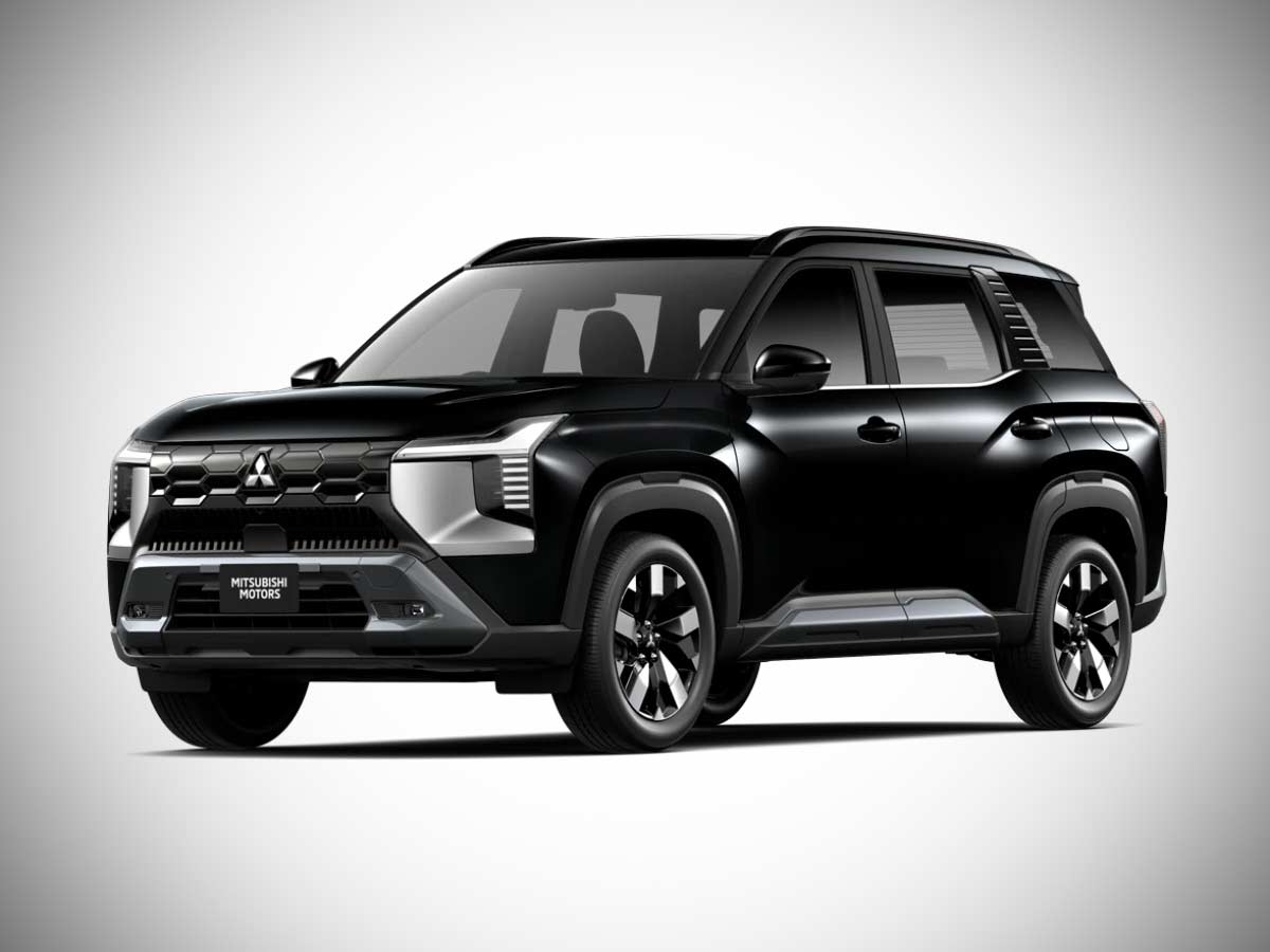 2025 Mitsubishi Destinator Jet Black Mica