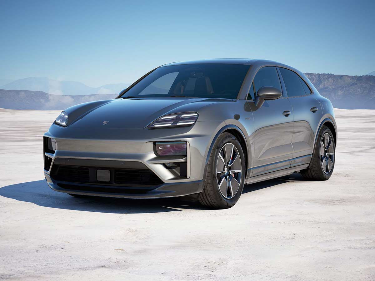 2025 Porsche Macan Turbo Electric Aventurine Green Metallic Front