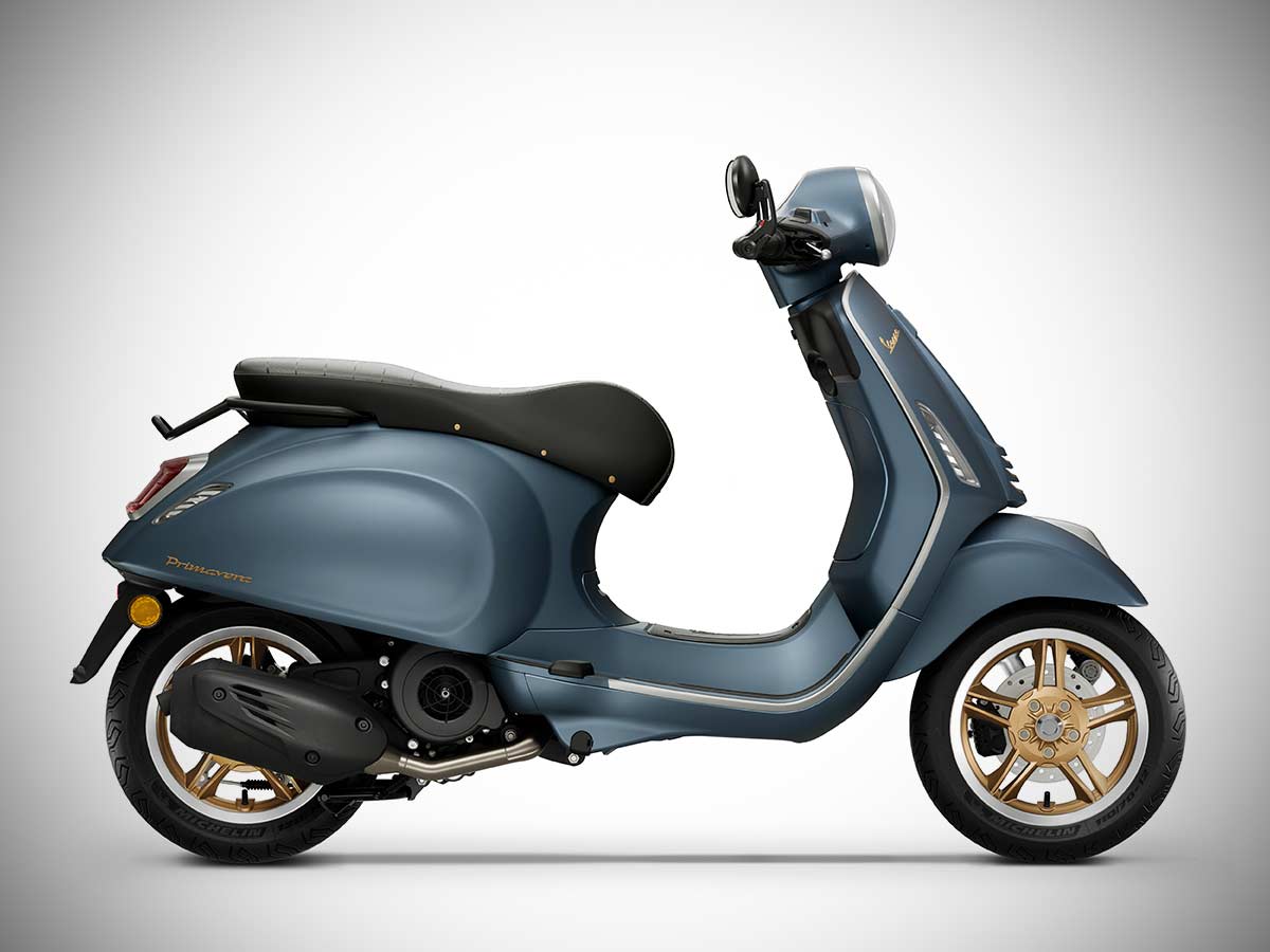 2025 Vespa Primavera Officina 8 Right Side