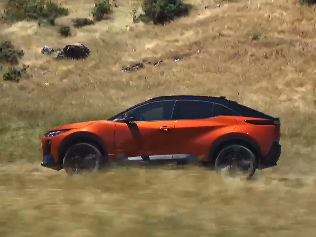 2026 Subaru Uncharted Side First Look