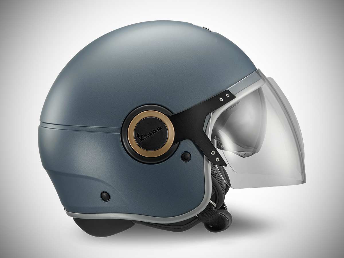 Vespa Officina 8 Helmet Rear