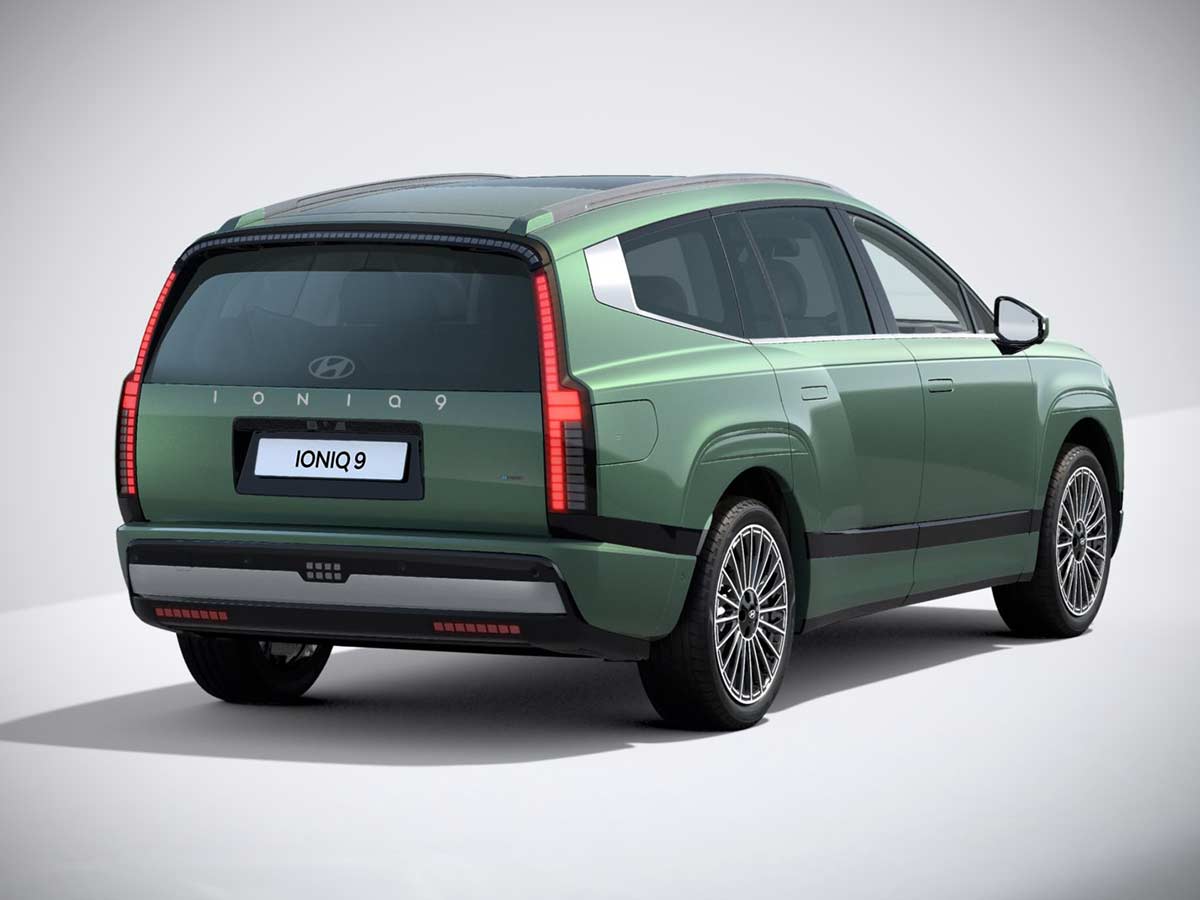 2025 Hyundai Ioniq 9 Calligraphy Ionosphere Green Pearl Rear