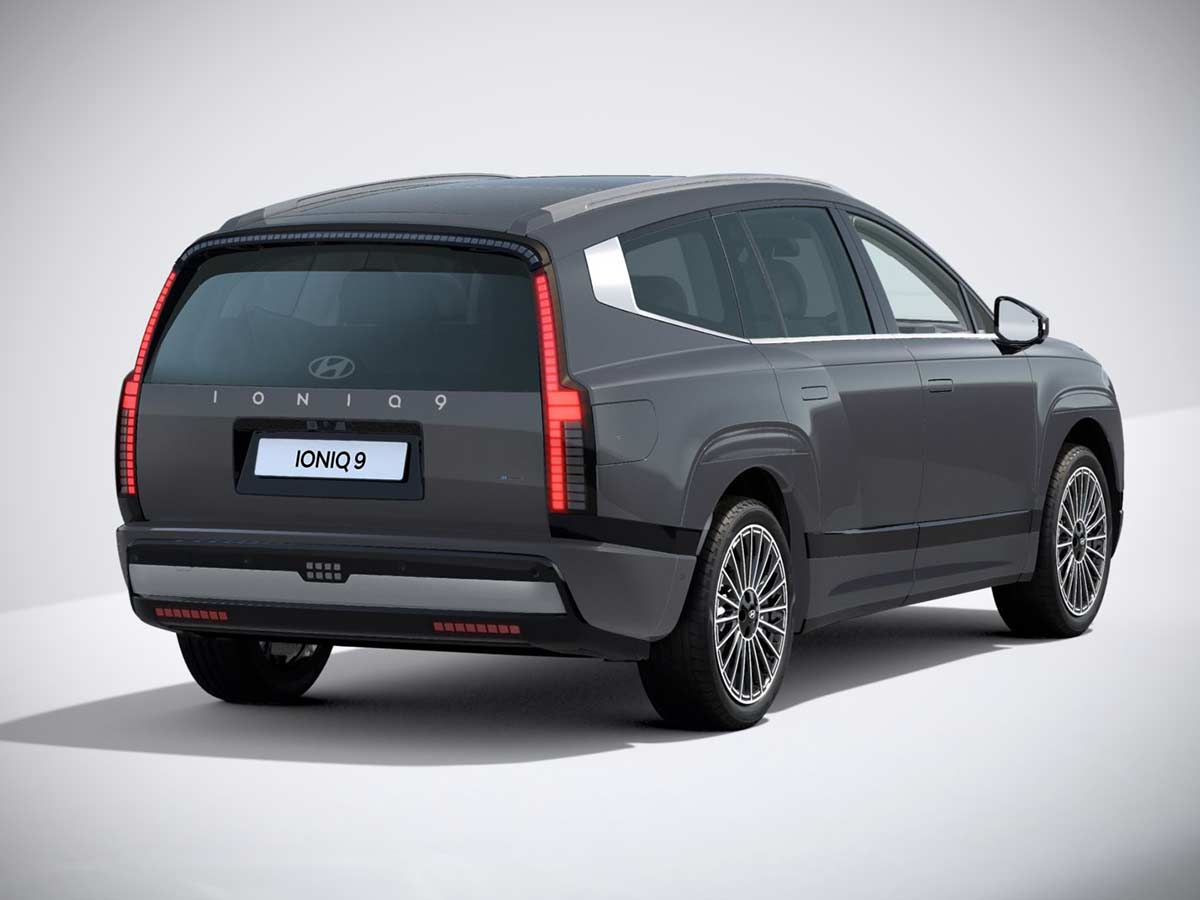 2025 Hyundai Ioniq 9 Calligraphy Nocturn Grey Metallic Rear