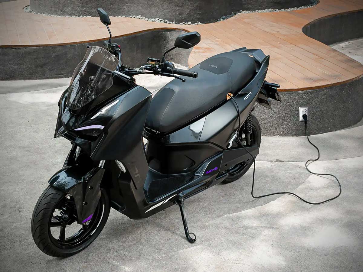 2025 TVS Ion M1 S Charging