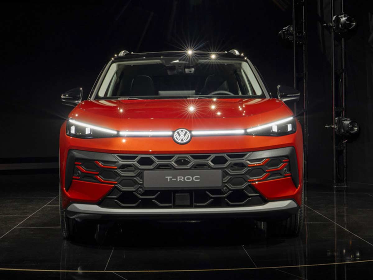 2025 Volkswagen T ROC Front