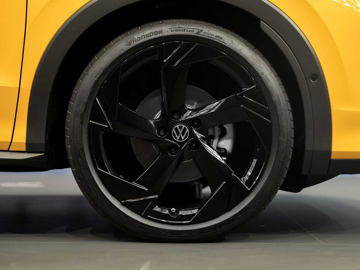 2025 Volkswagen T ROC R Line Alloy Wheel