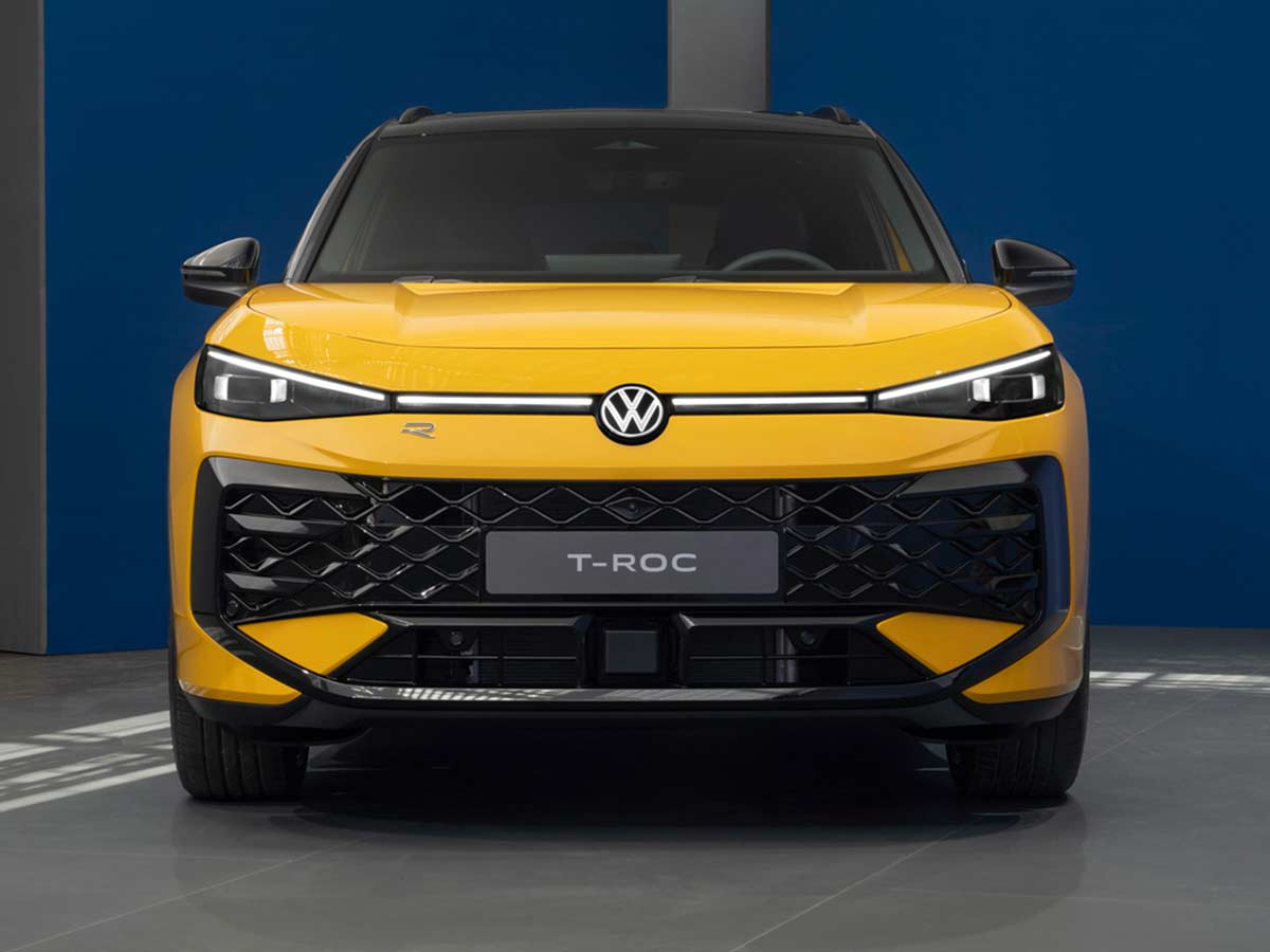 2025 Volkswagen T ROC R Line Front