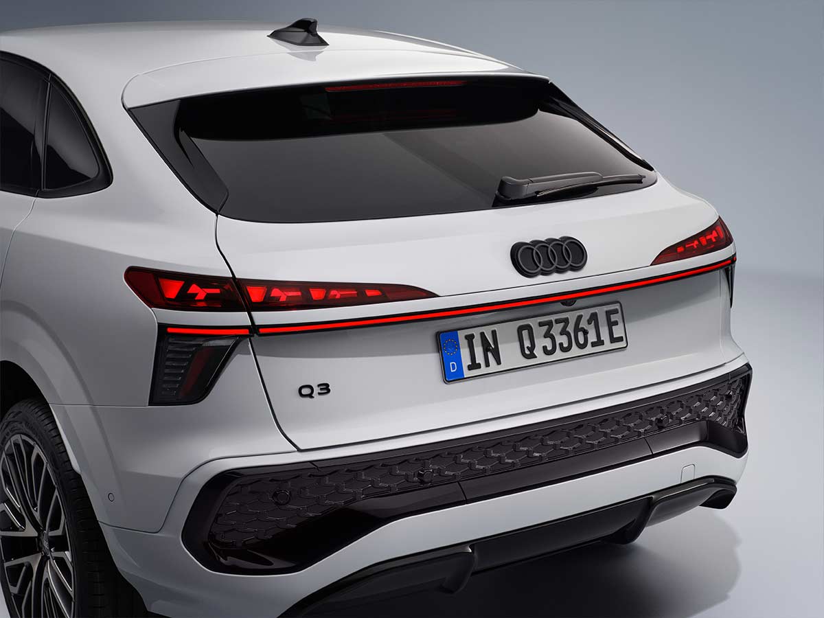 2025 Audi Q3 Sportback e hybrid LED Tail Lamp