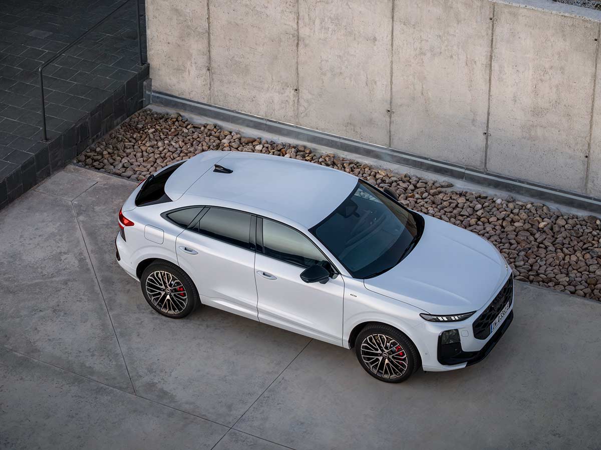2025 Audi Q3 Sportback e hybrid Top View