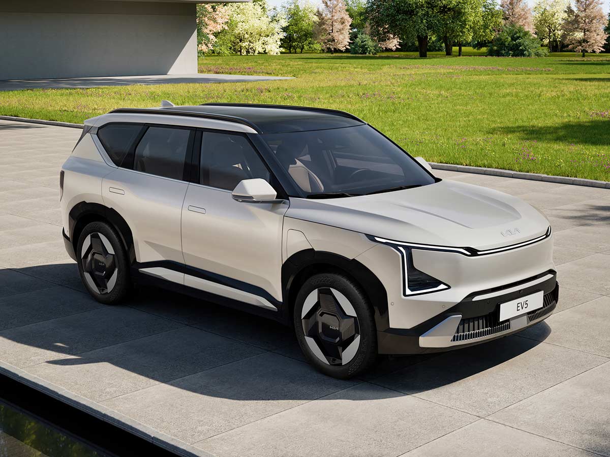2025 Kia EV5 Front Quarter