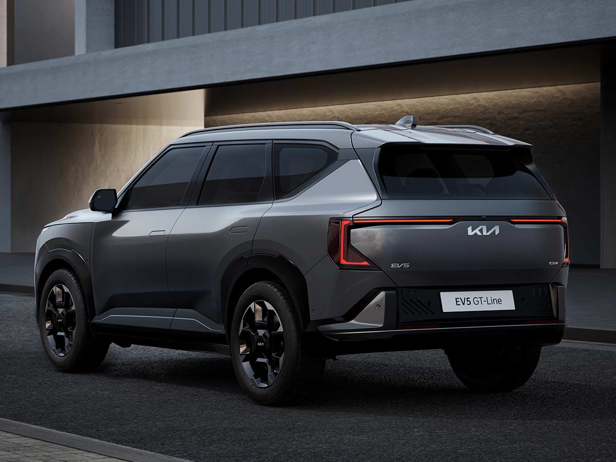 2025 Kia EV5 GT Line Rear Quarter