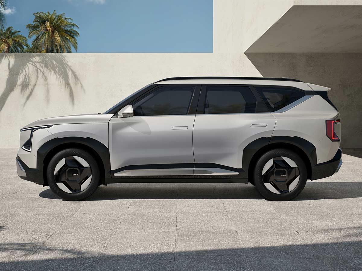 2025 Kia EV5 Side