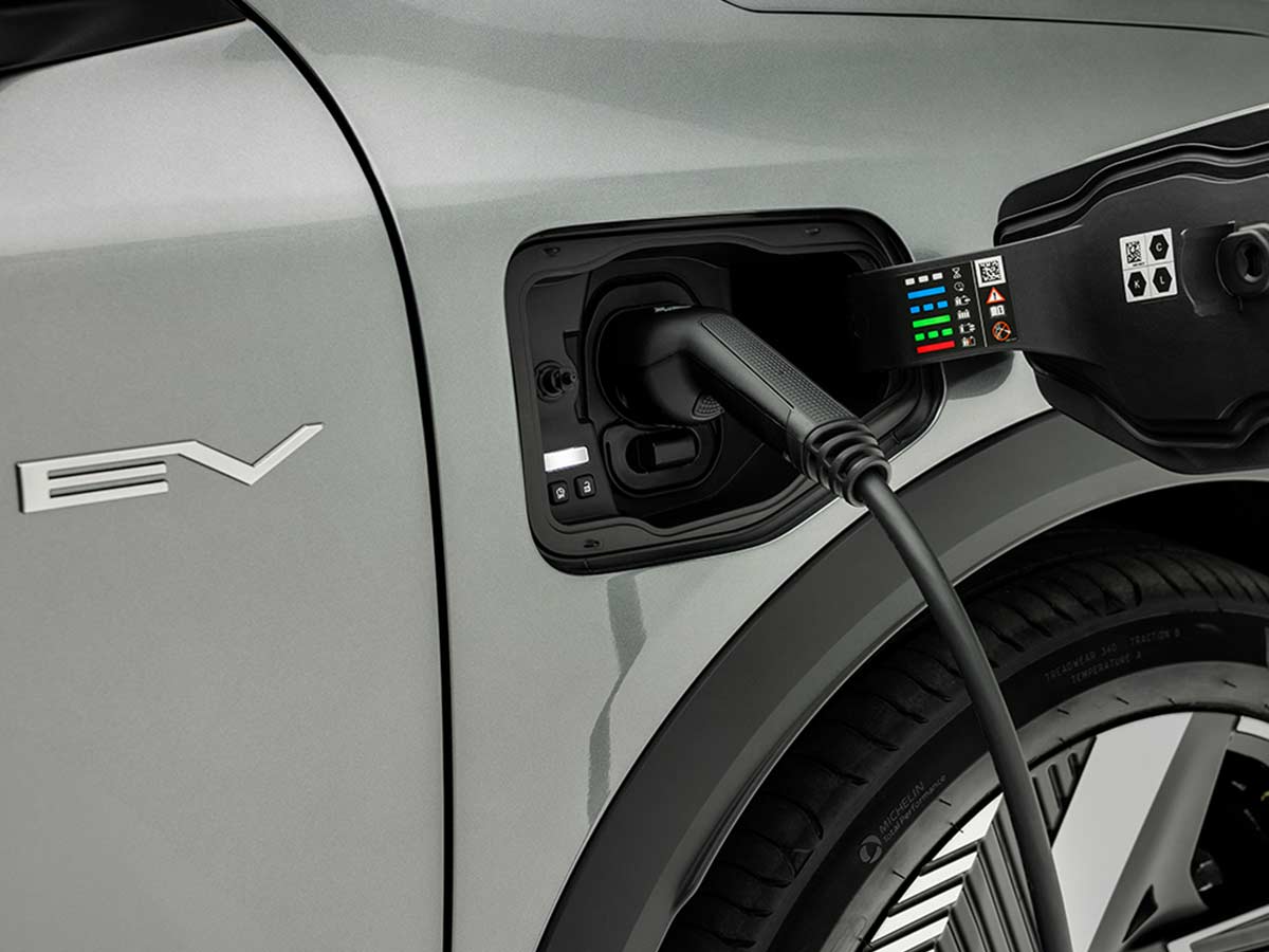 2025 Mitsubishi Eclipse Cross EV Charging Port