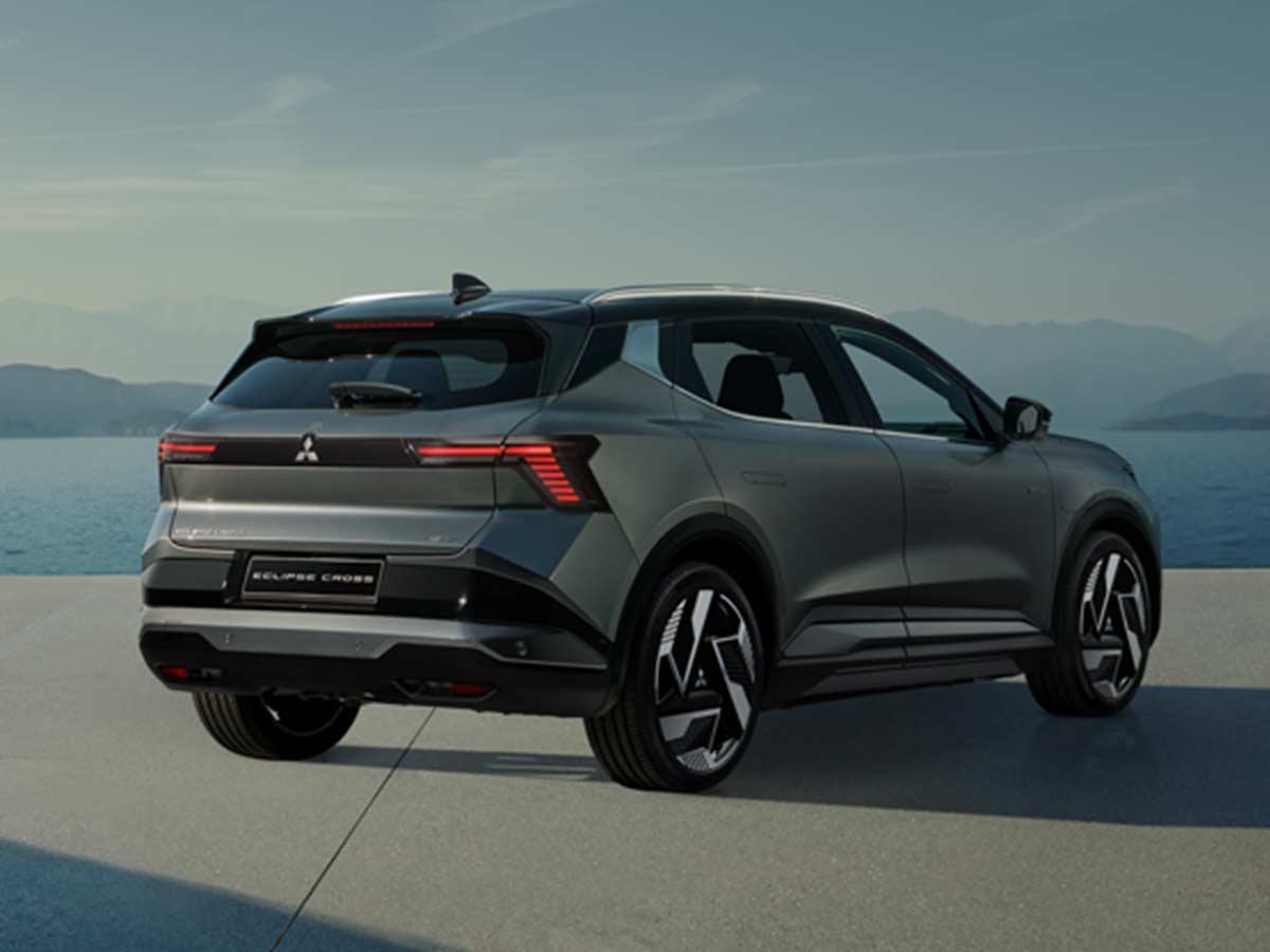 2025 Mitsubishi Eclipse Cross EV Rear Quarter View