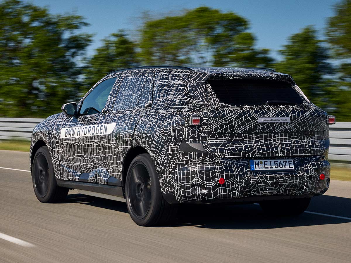 BMW iX5 Hydrogen 2028 Test Range