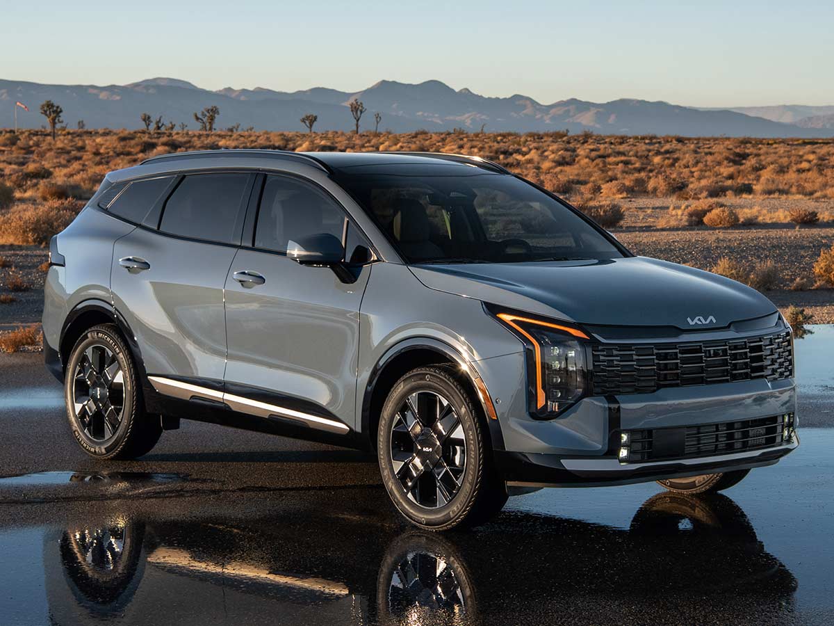 Kia Sportage Hybrid 2026 Front Quarter