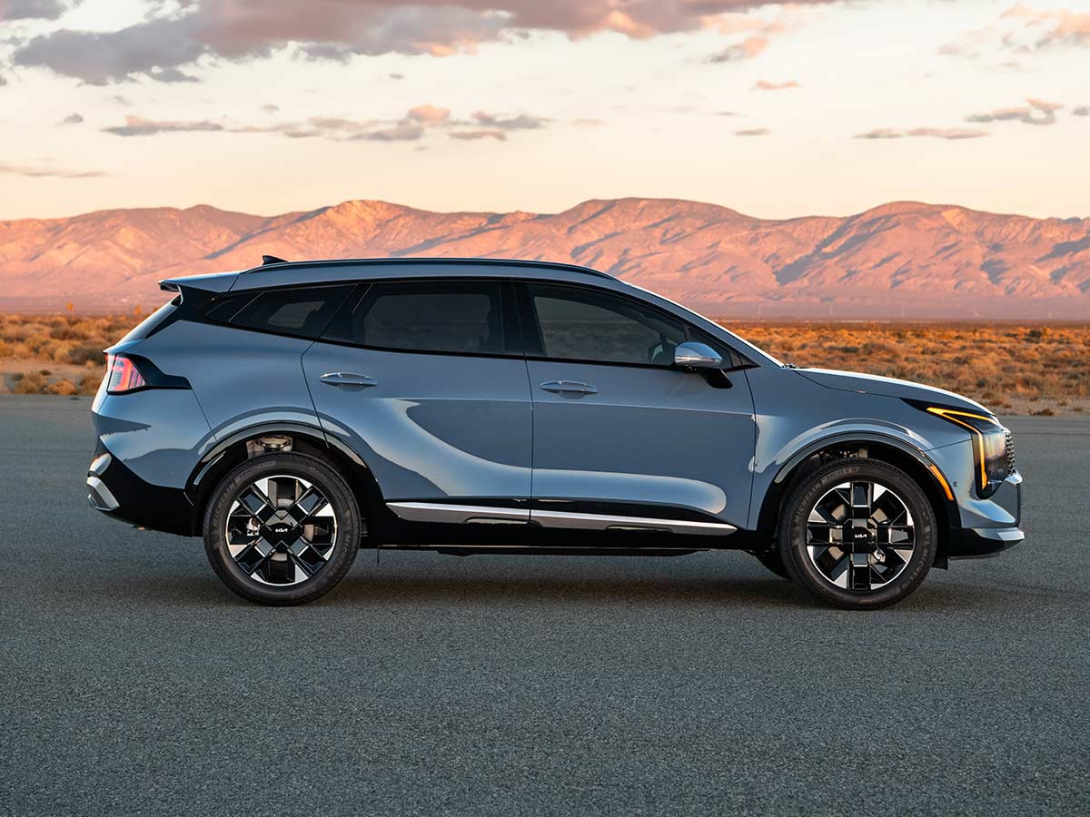 Kia Sportage Hybrid 2026 Side