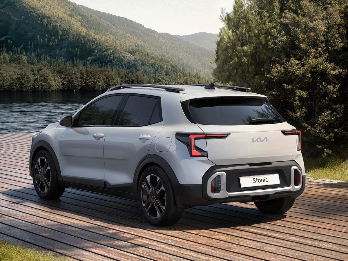 Kia Stonic GT Line 2025 Rear Quarter