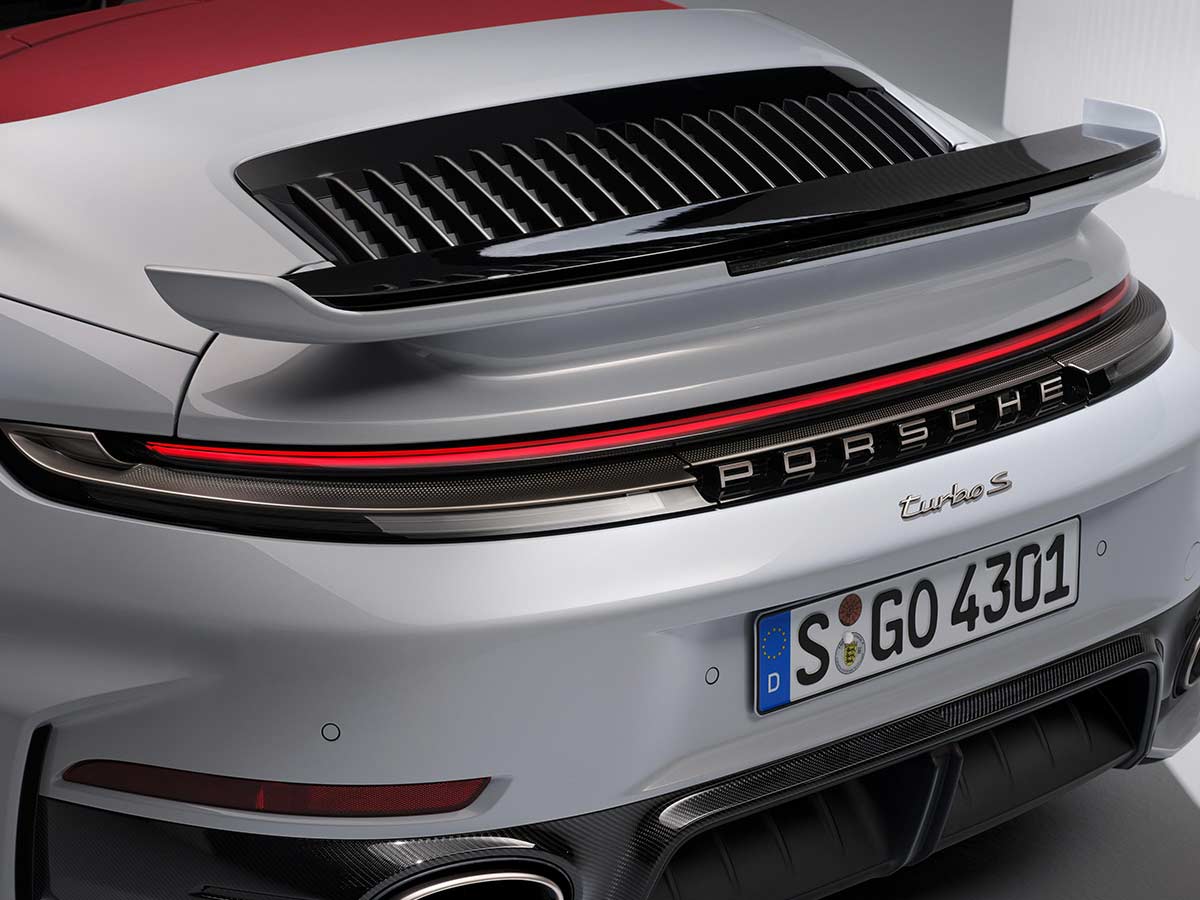 Porsche 911 Turbo S Cabriolet 2025 Spoiler Tail Lamp