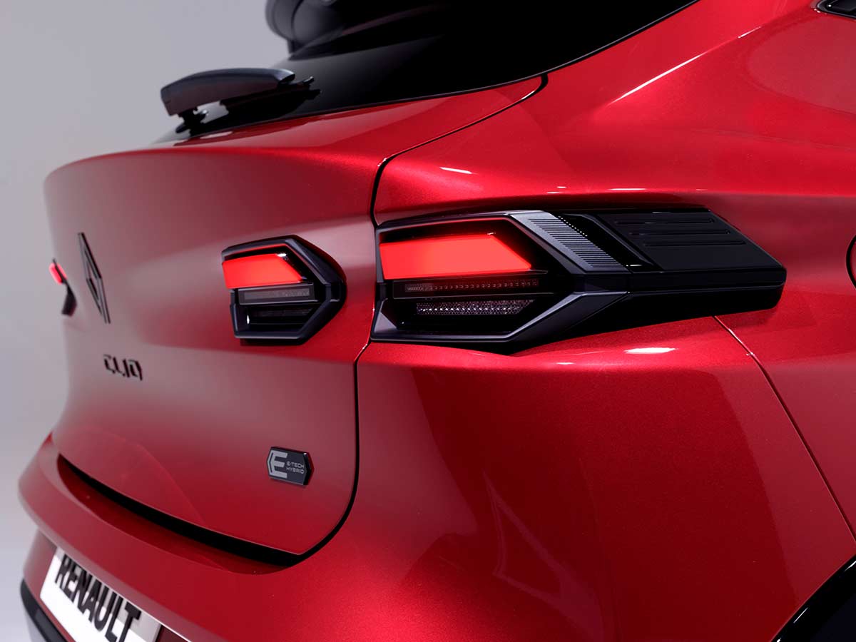 Renault Clio 2025 full hybrid E Tech Tail Lamp