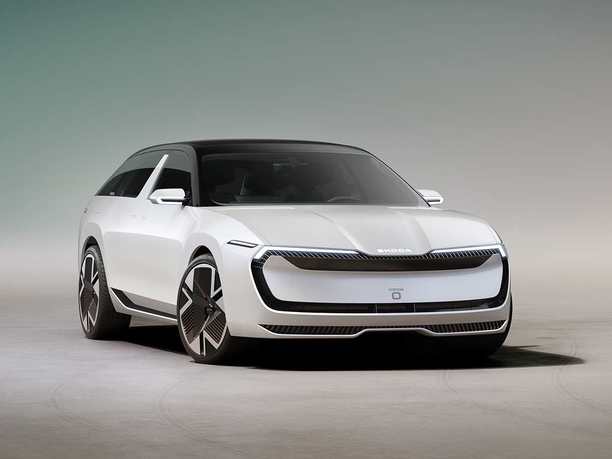 Skoda Vision O Estate Concept 2025 Front Quarter