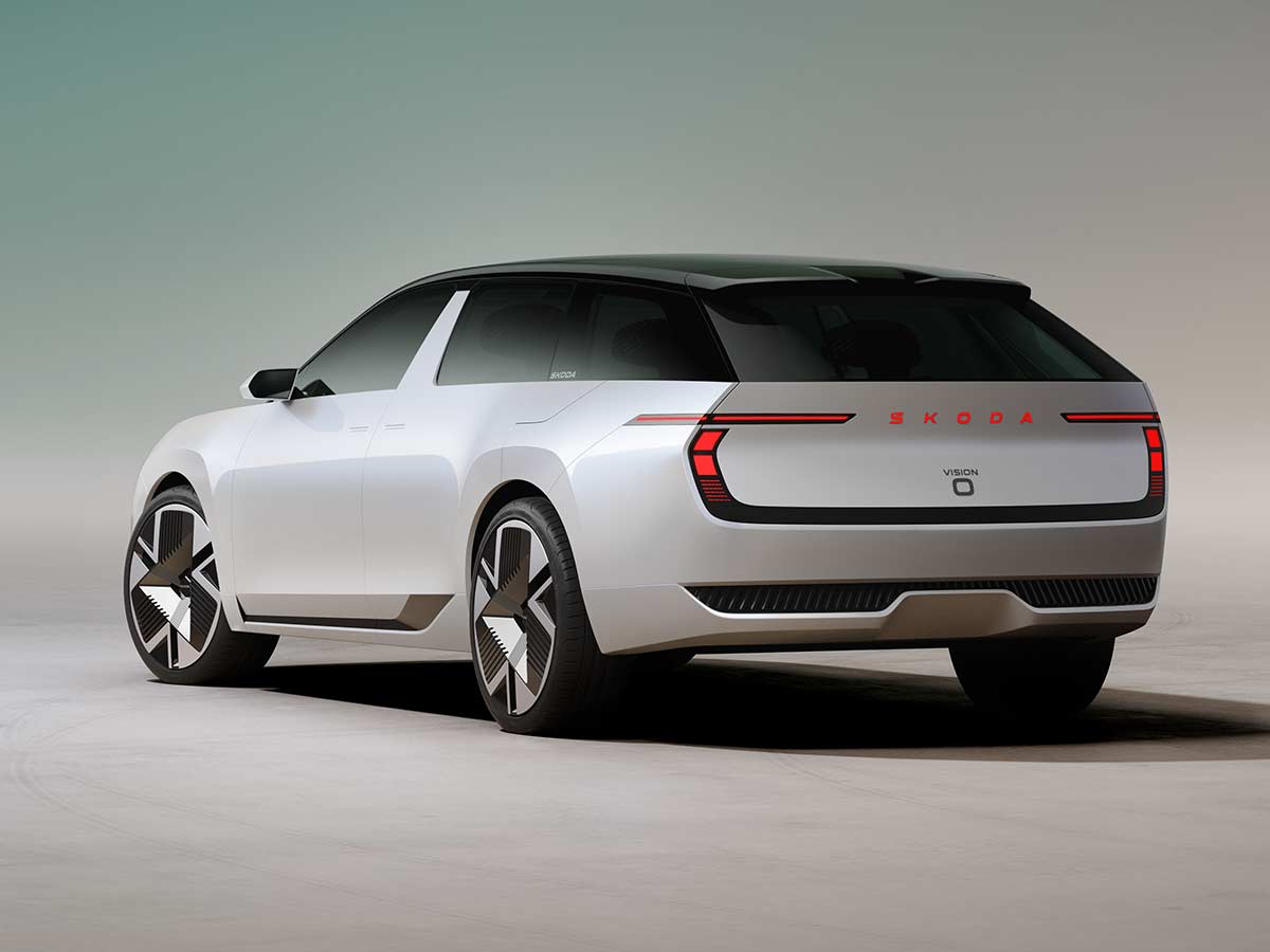 Skoda Vision O Estate Concept 2025 Rear Quarter