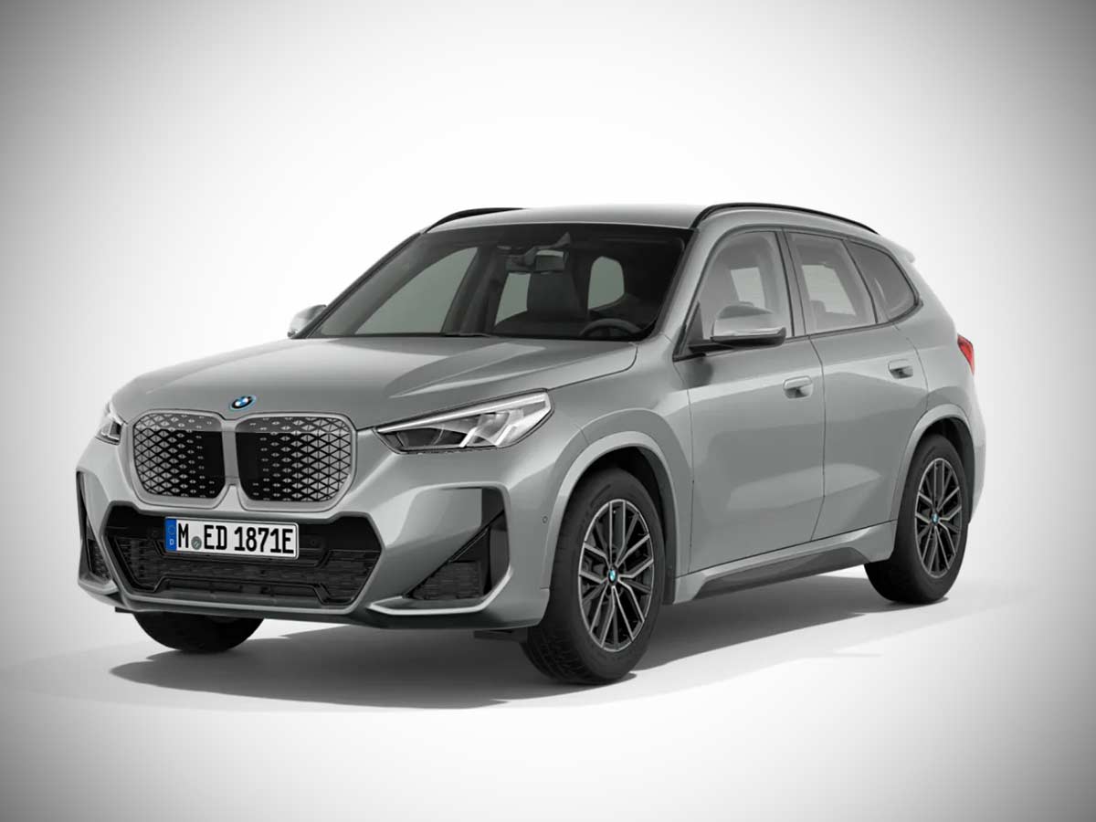 2025 BMW iX1 M Sport Space Silver Front