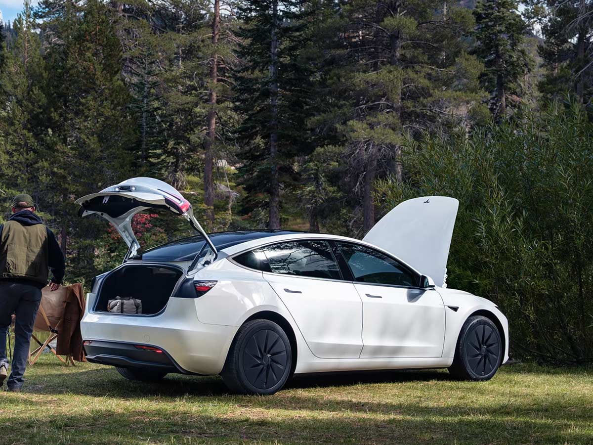 2025 Tesla Model 3 Standard Boot Space