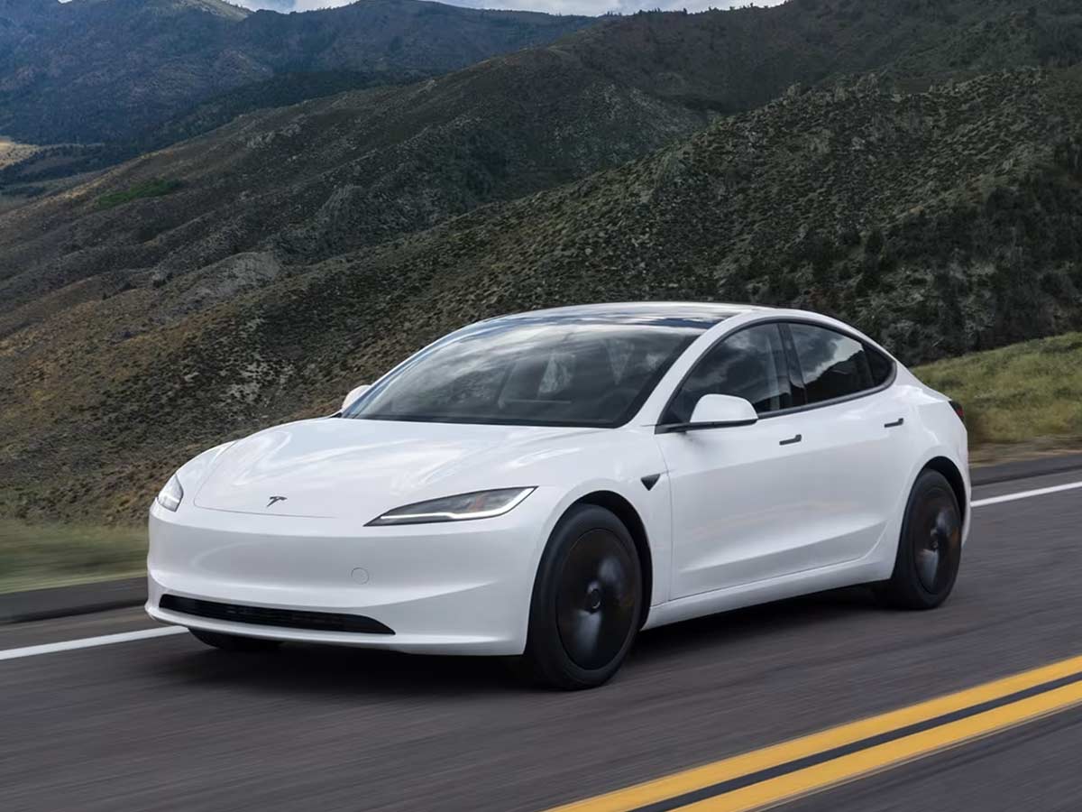 2025 Tesla Model 3 Standard Speed
