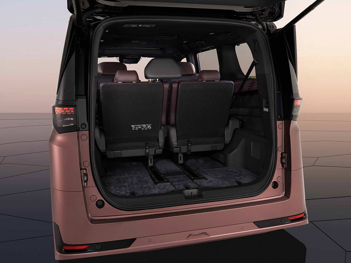 2026 Nissan Elgrand Boot Space