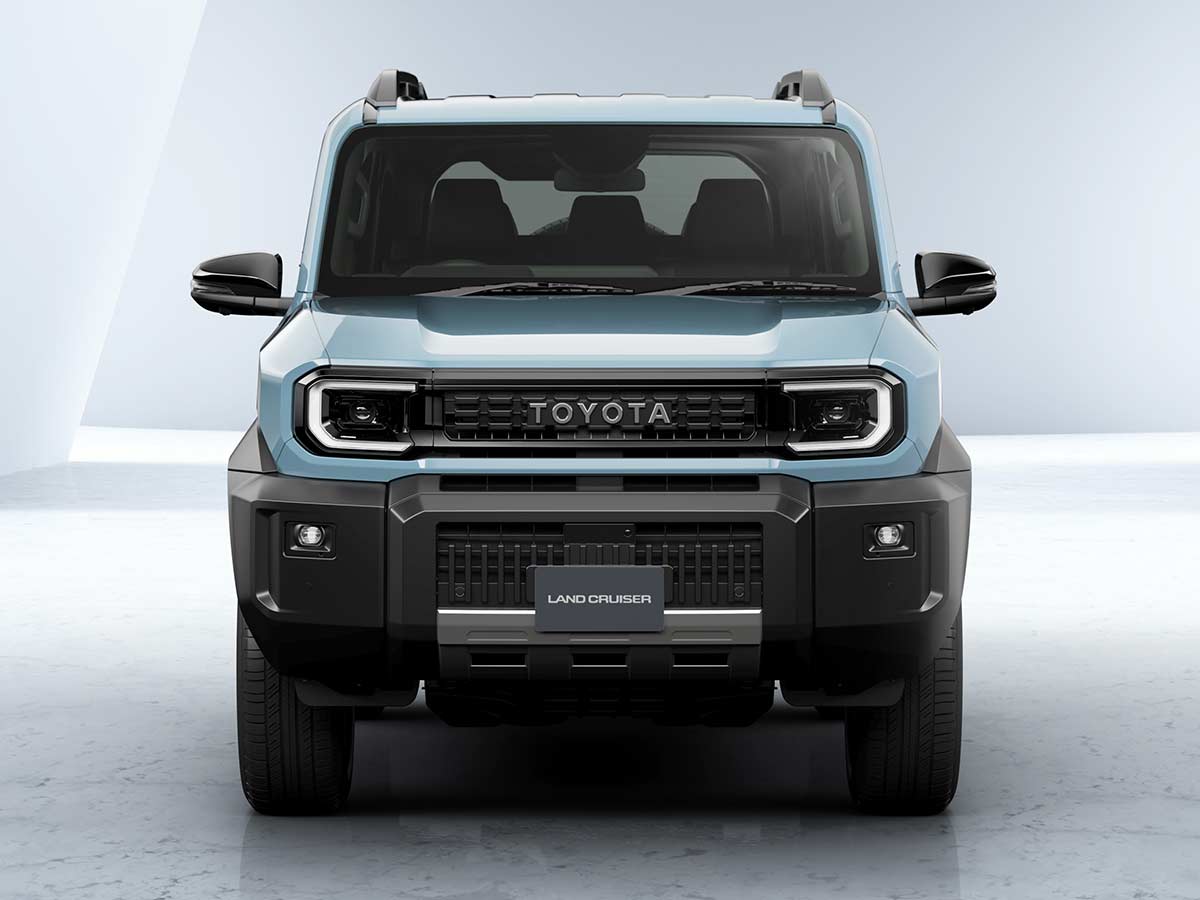 Toyota Land Cruiser FJ Prototype Front View