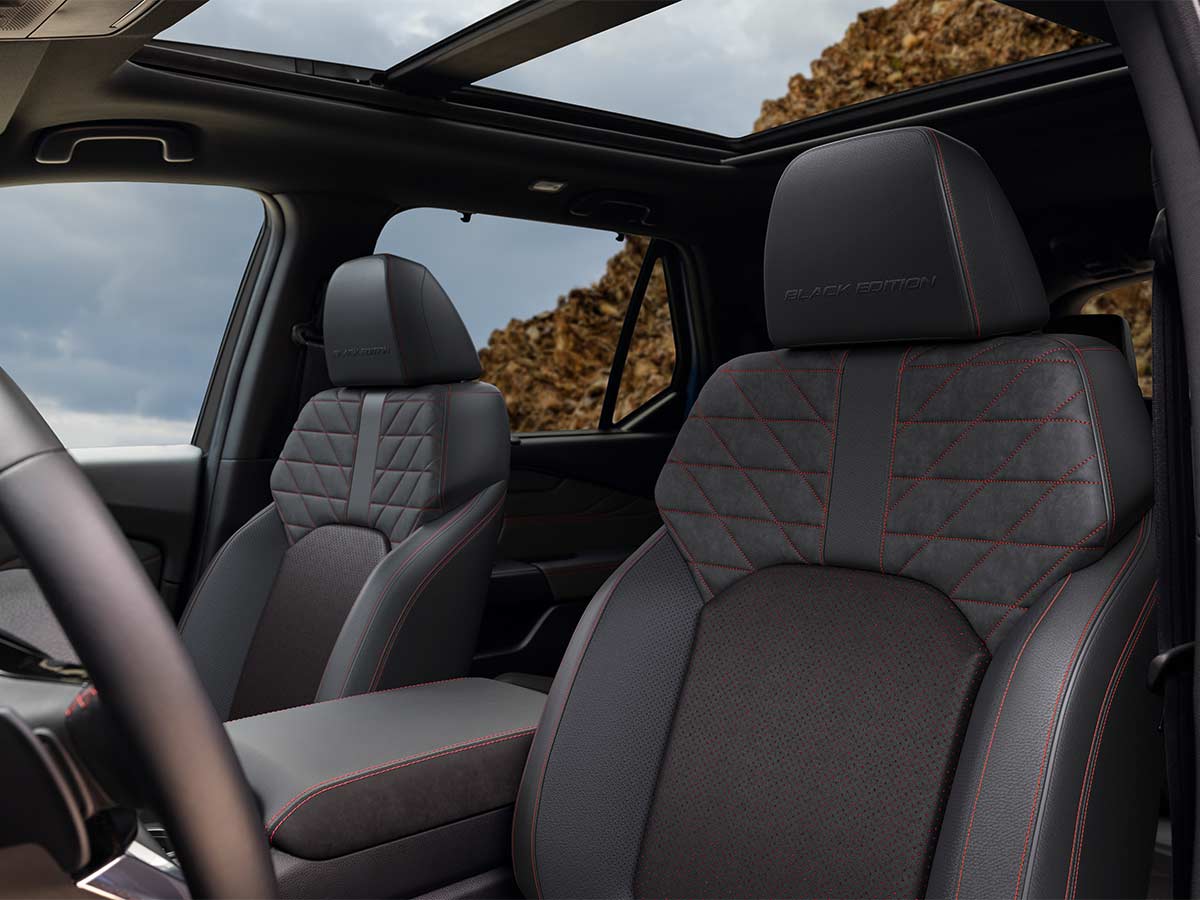 2026 Honda Pilot Elite Black Edition Front Seats