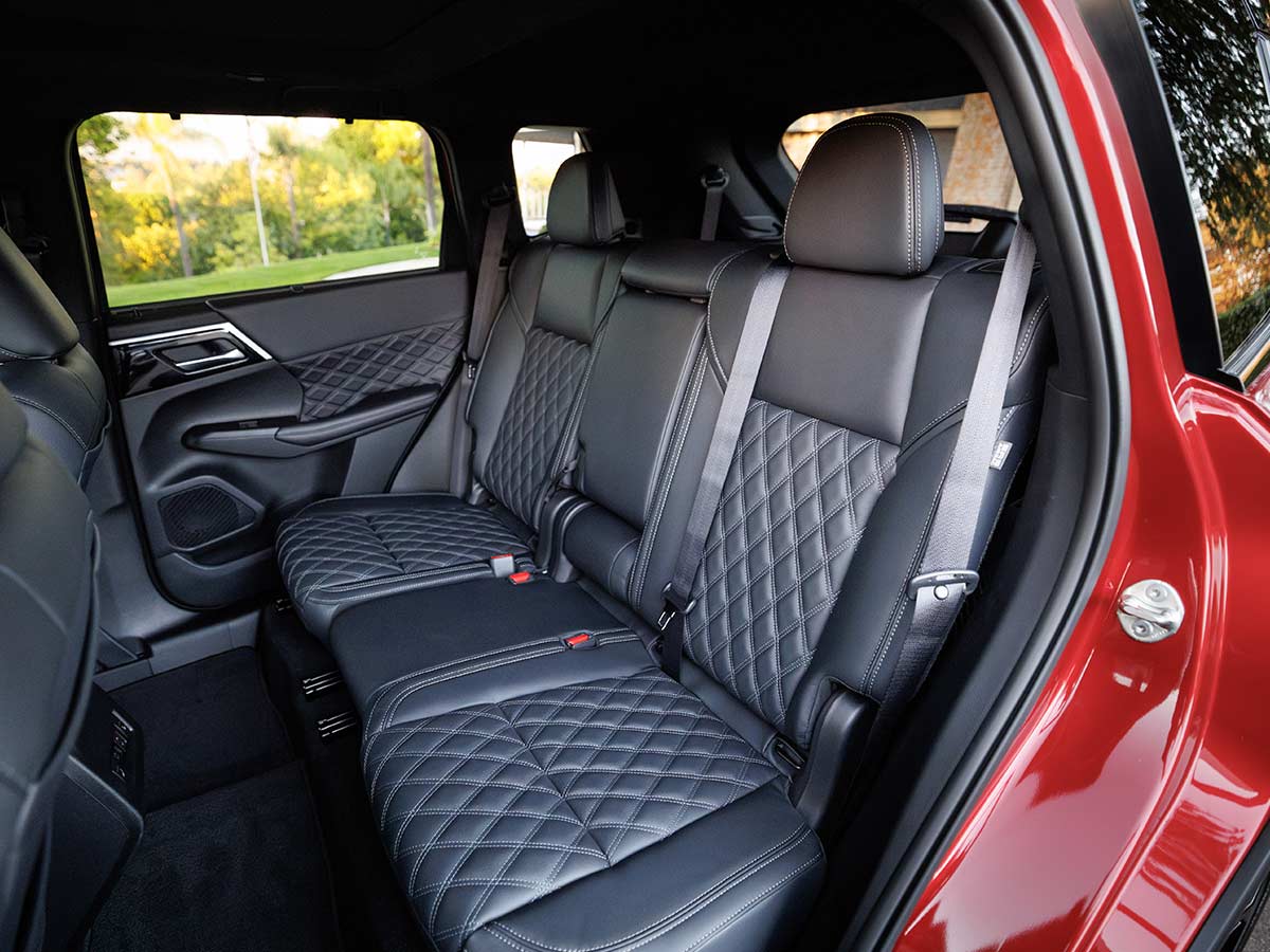 2026 Nissan Rogue Plug in Hybrid Rear Seats