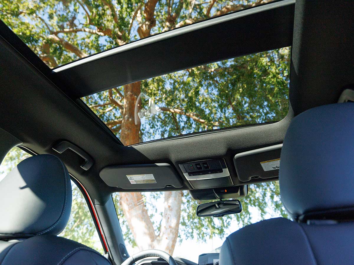 2026 Nissan Rogue Plug in Hybrid Sunroof