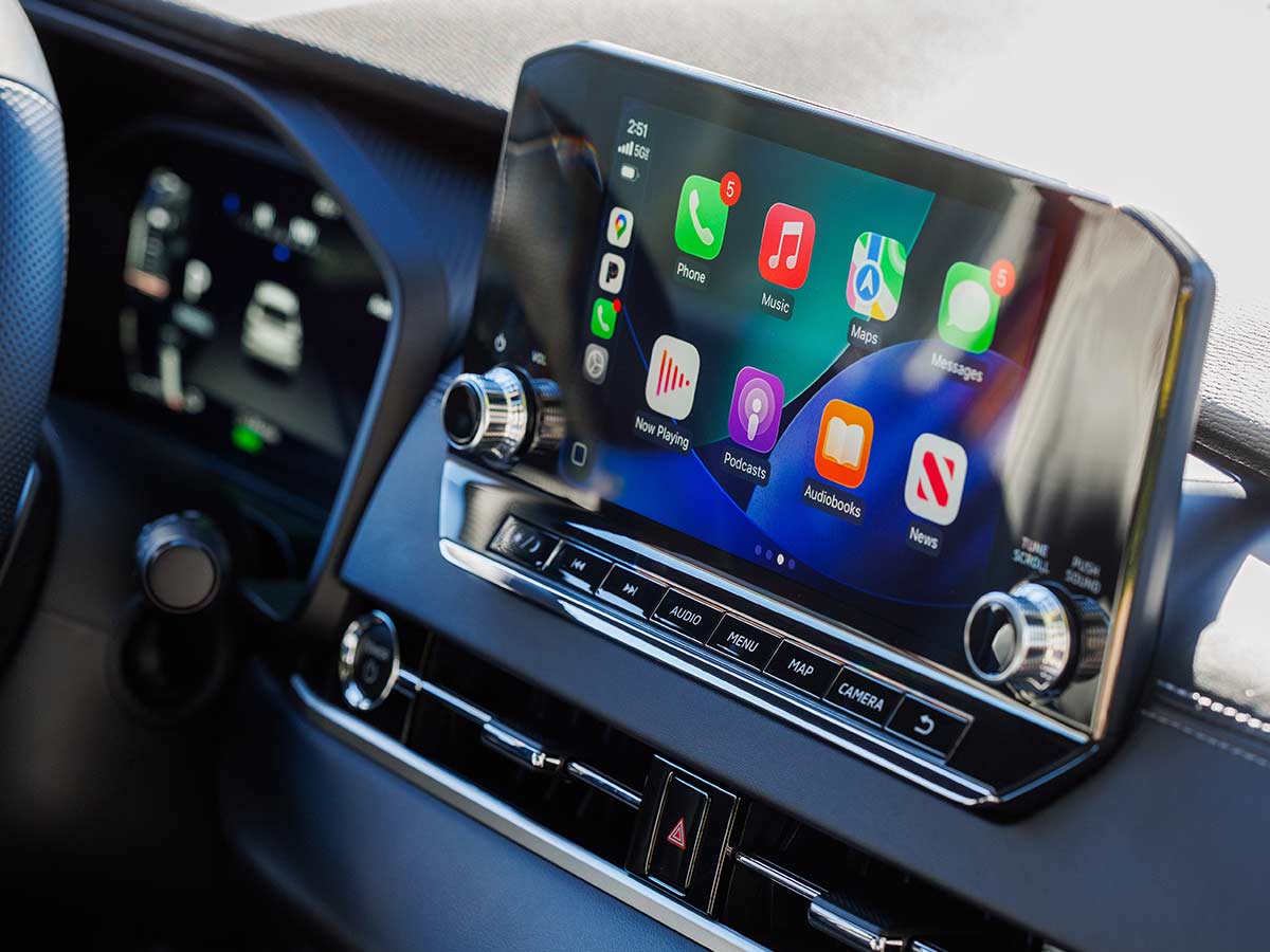 2026 Nissan Rogue Plug in Hybrid Touchscreen