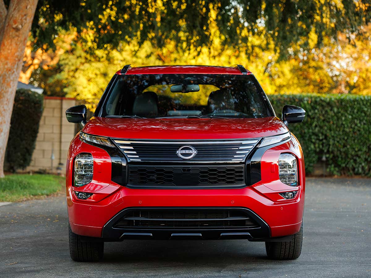 2026 Nissan Rogue Plug in Hybrid View