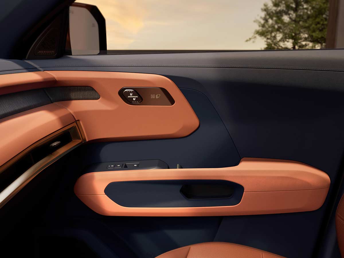 2027 Kia Telluride SXP Door