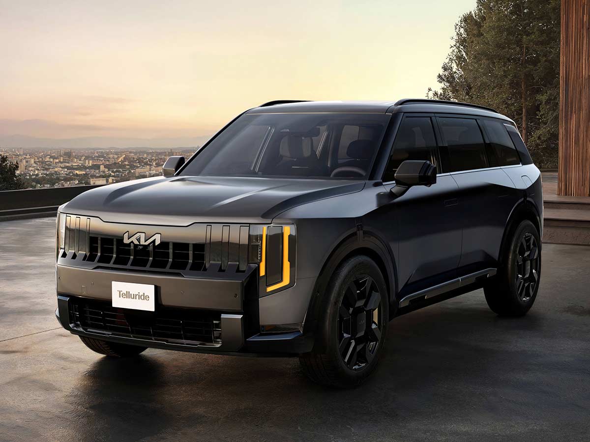 2027 Kia Telluride SXP Front Quarter