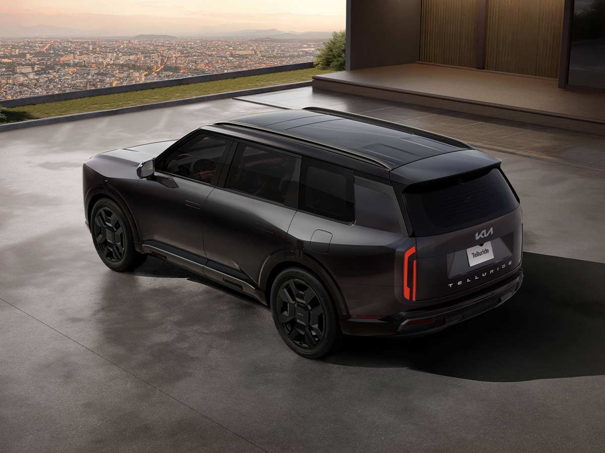 2027 Kia Telluride SXP Rear Quarter Top