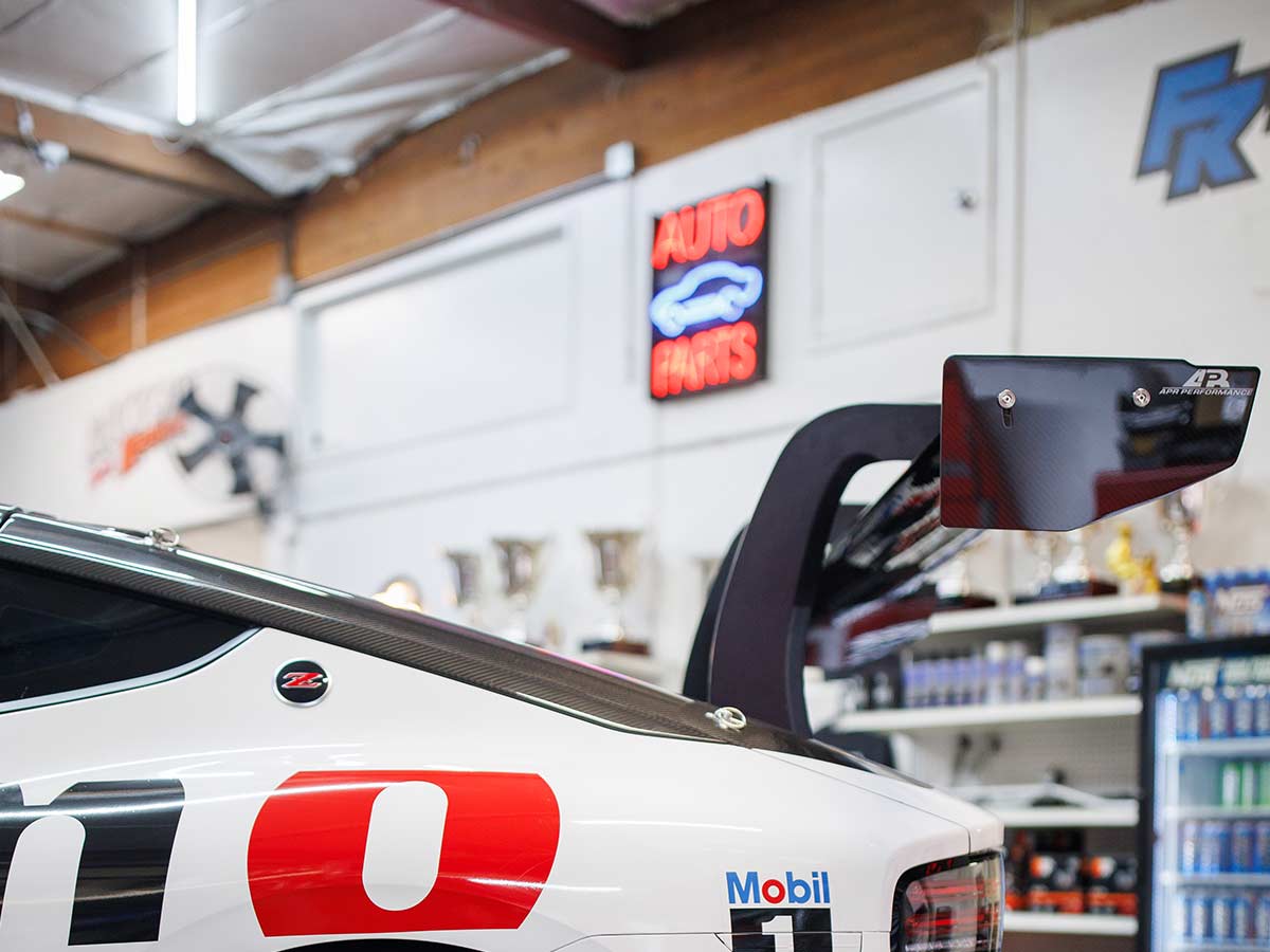 Forsberg Racing NISMO GT Z APR GT 250 swan neck wing