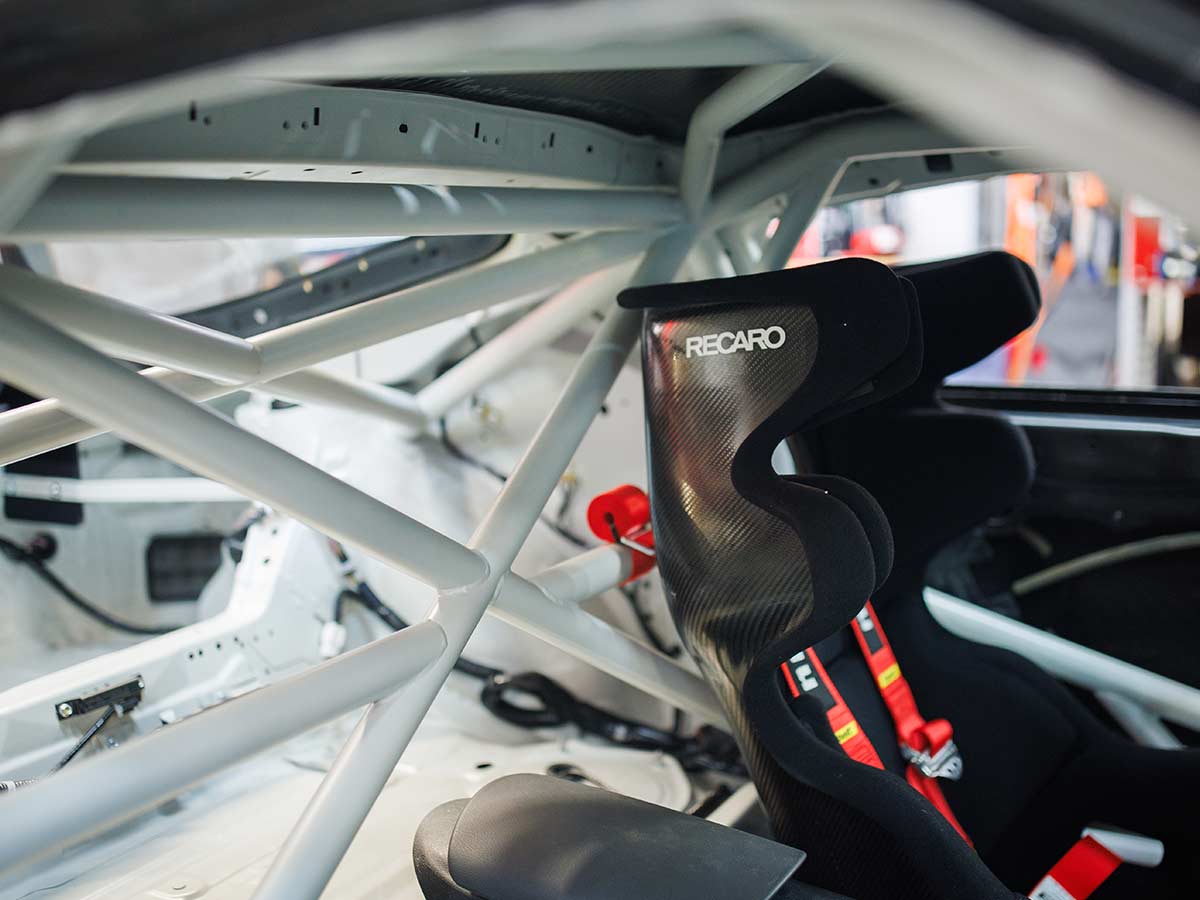 Forsberg Racing NISMO GT Z RECARO P1300GT carbon seats