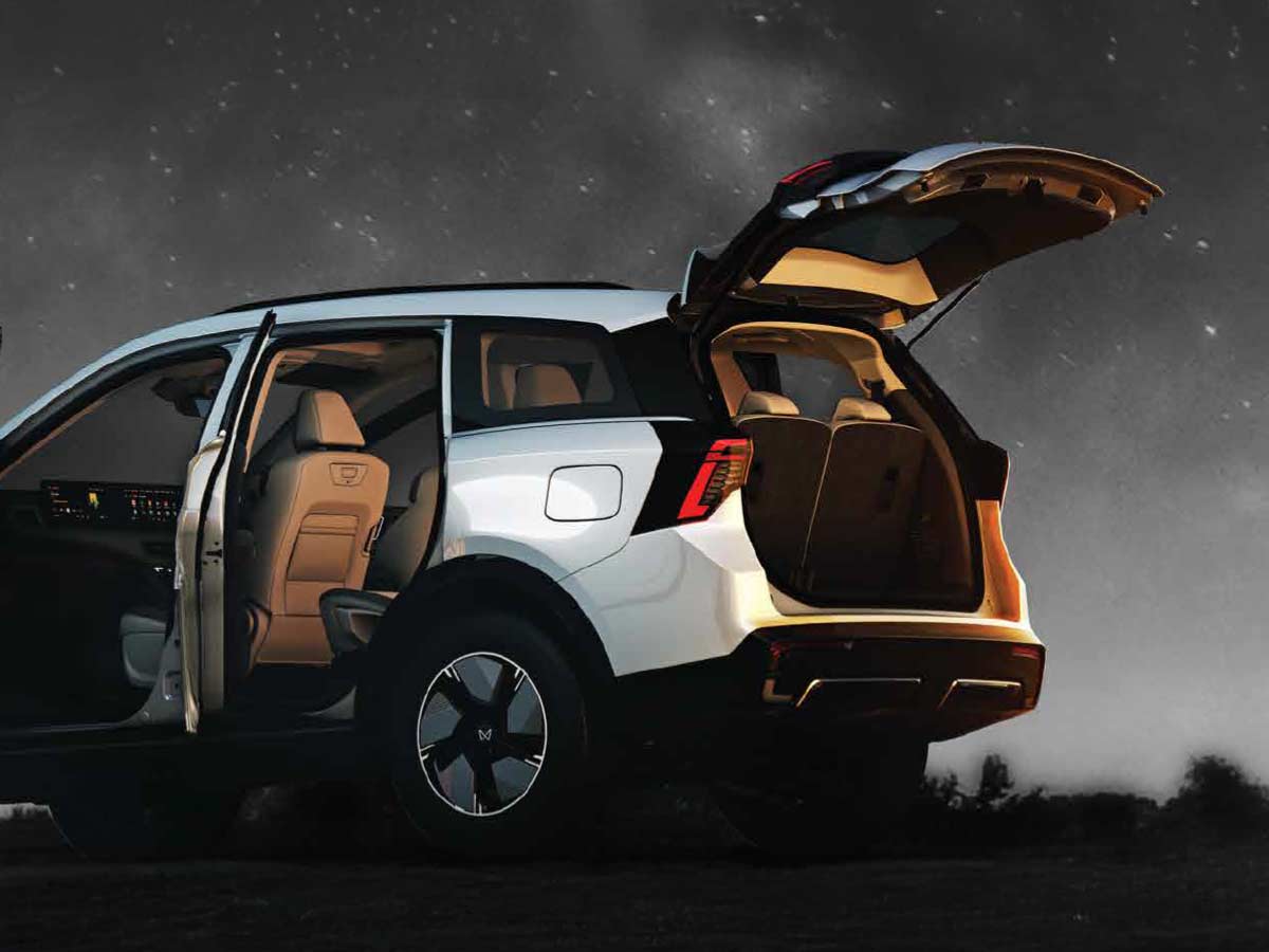 Mahindra XEV 9S Rear Quarter Boot Space