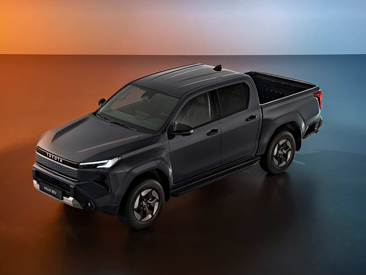 Toyota Hilux BEV 2026 Front Quarter top