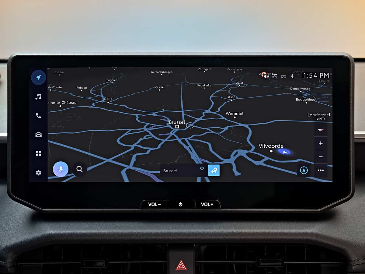 Toyota Hilux BEV 2026 Touchscreen Infotainment System