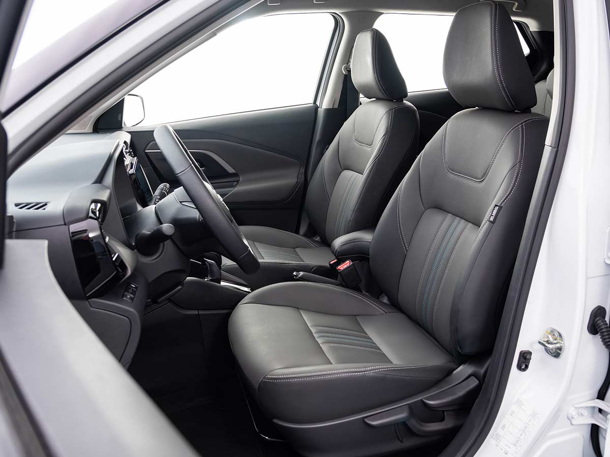 2025 Nissan Kait Front Seats