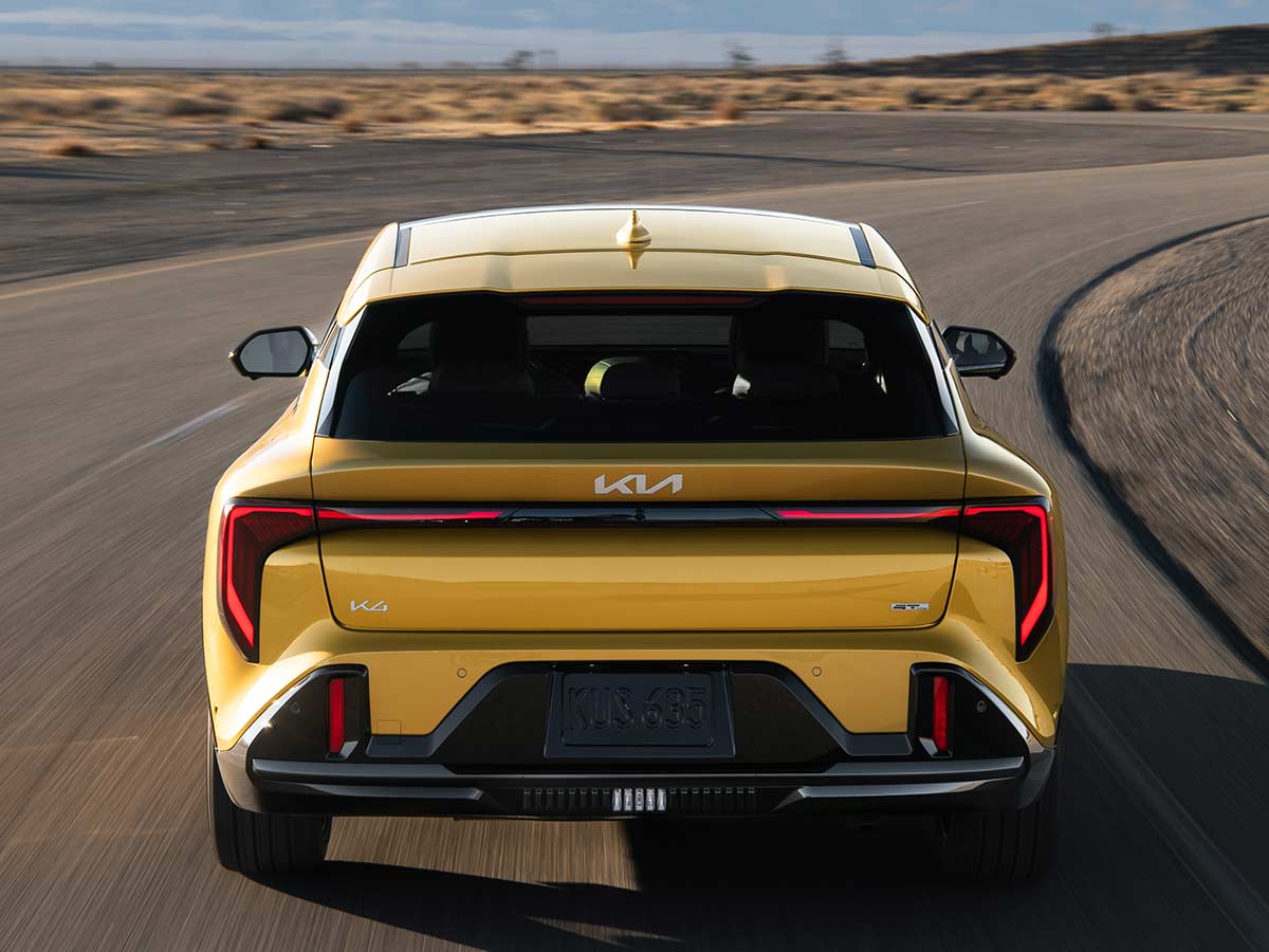 2026 Kia K4 Hatchback (2)