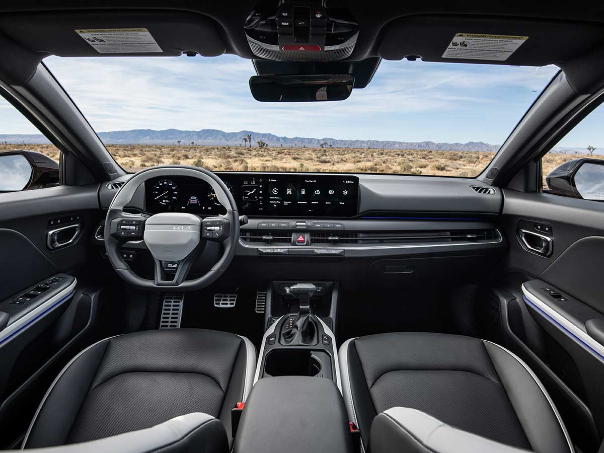 2026 Kia K4 Hatchback interior dashboard