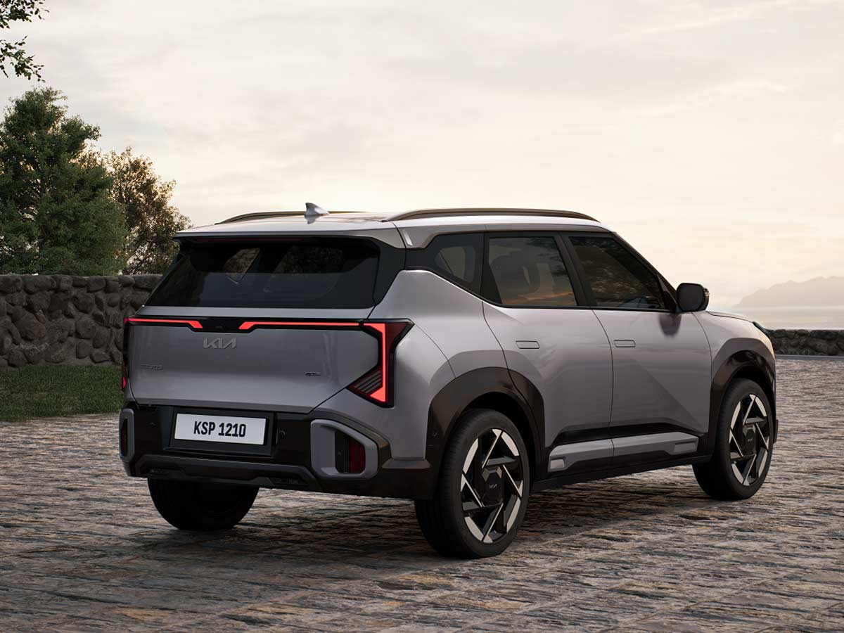 2026 Kia Seltos Global Model Rear Right Quarter